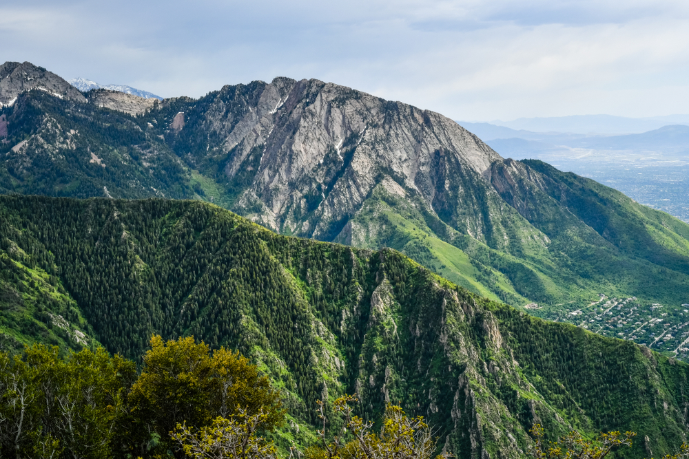 Photo of Grandeur Peak, a great hike during the Salt Lake portion of your Yellowstone Road Trip