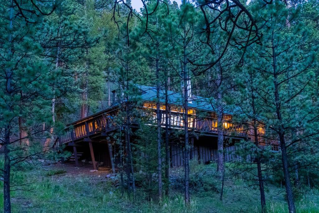 a 1914 cabin in the woods an Airbnb in Colorado