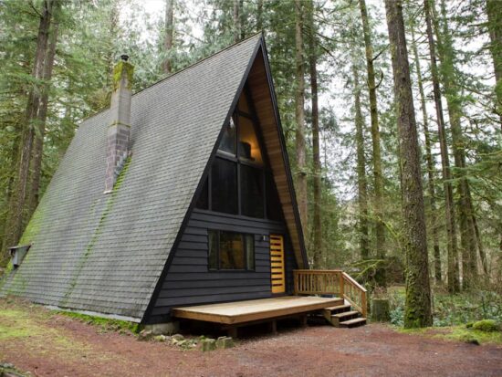 Rancho Relaxo a beautiful mountain A-frame Airbnb in Oregon