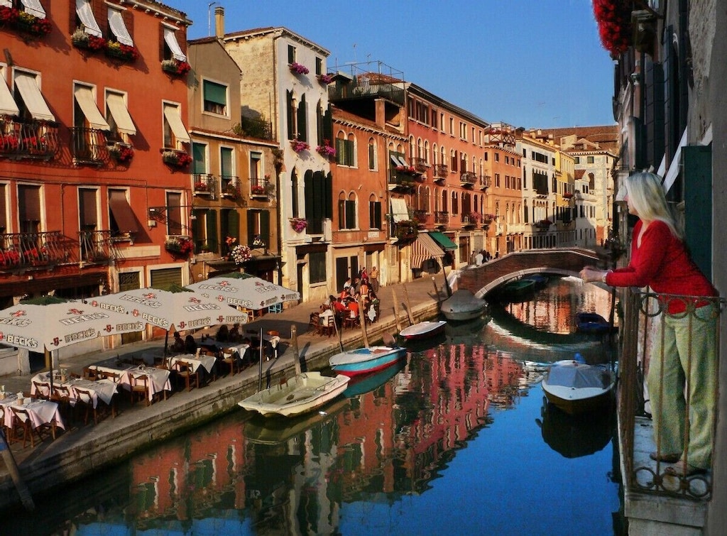 amazing view of the canal from this airbnb in venice