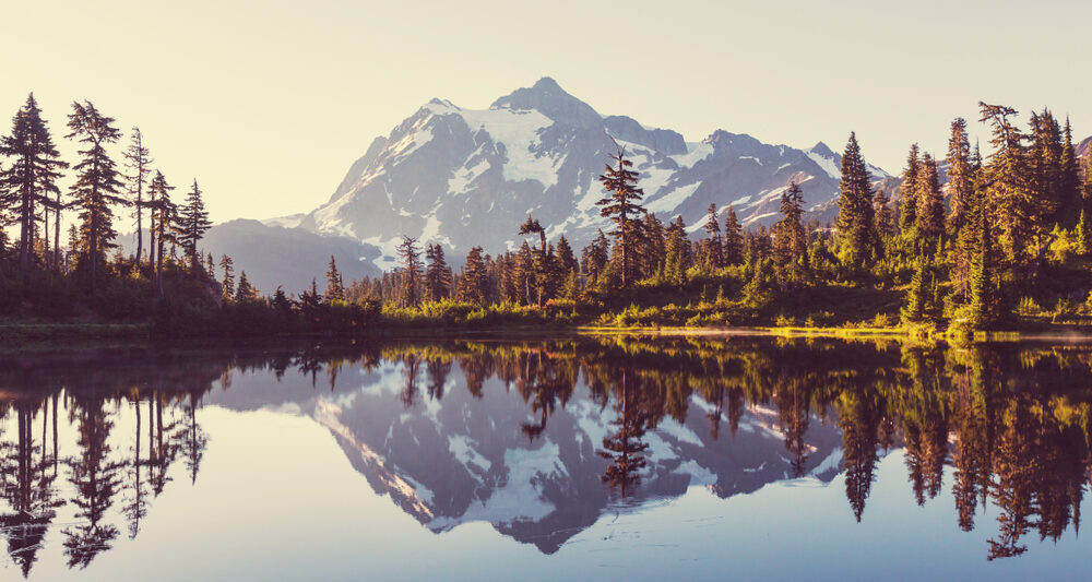 Washington State has some of the best parks and nature elements to explore on a road trip.