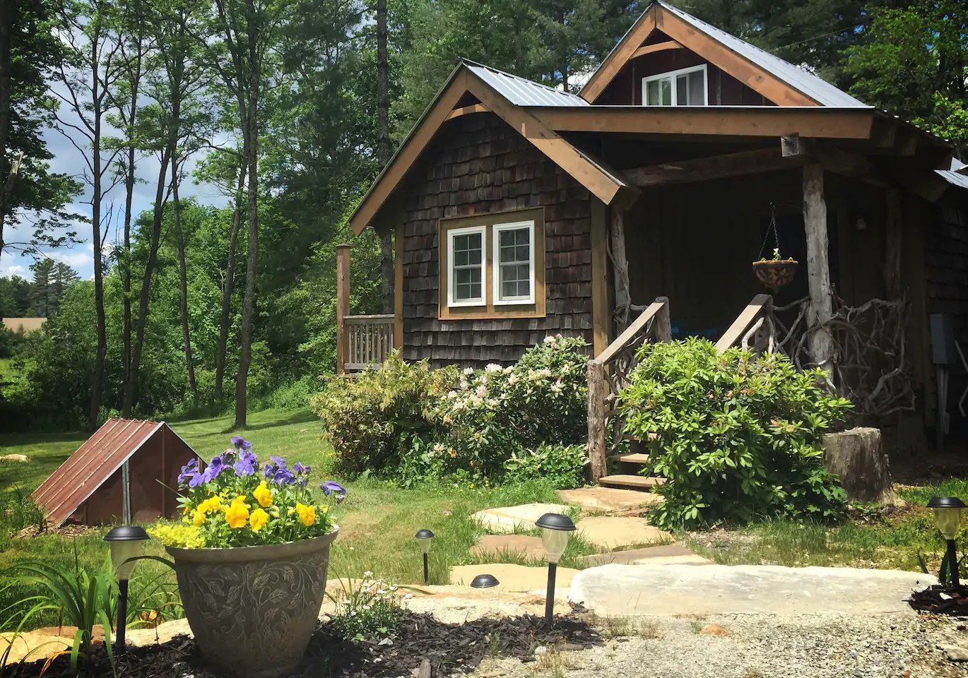 Photo of a charming cottage North Carolina Airbnb.