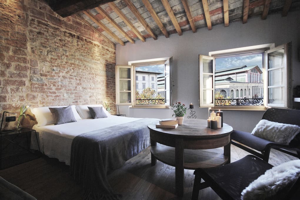 This Florence Airbnb is as charming, convenient and beautiful as a suite aught to be