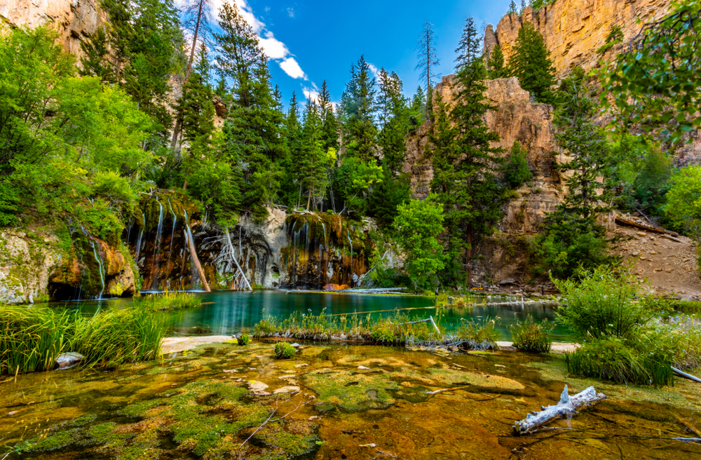 Colorado weekend getaways to Hanging Lake near Glenwood Springs