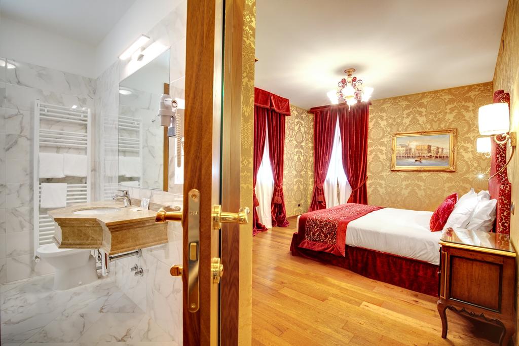 Hotel Casanova is one of the brightest and most beautiful boutique hotels in Venice