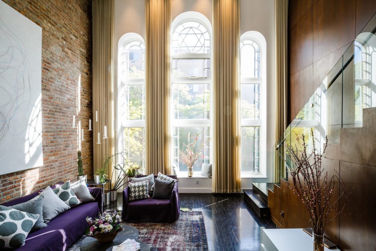 25 Best Airbnbs In NYC (VRBOs, Penthouses, & more!) Follow Me Away