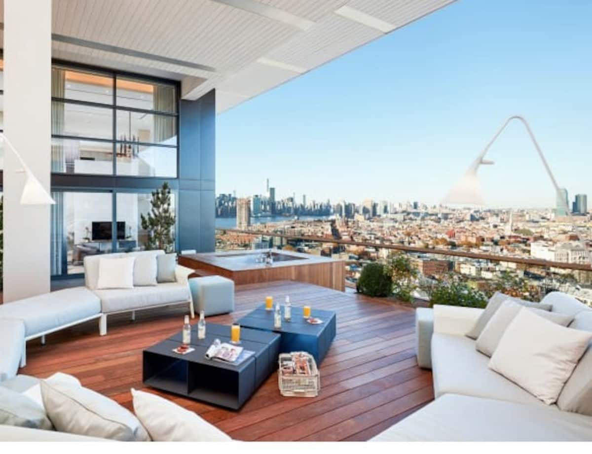 photo of the ultra-lux Williamsburg penthouse 