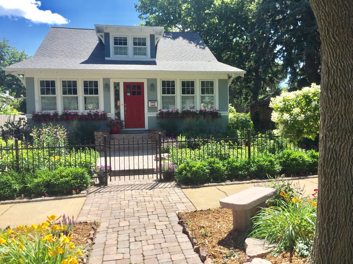 Photo of McKennan Park Garden Cottage Airbnb in Sioux Falls South Dakota