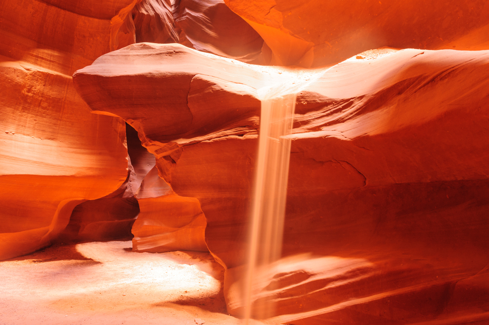 photo of antelope canyon one of the coolest slot canyons in arizona