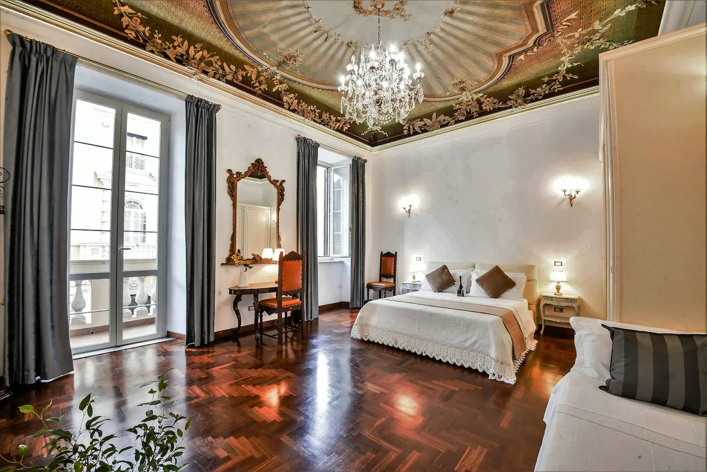 Fancy apartment in Rome Airbnb in Italy
