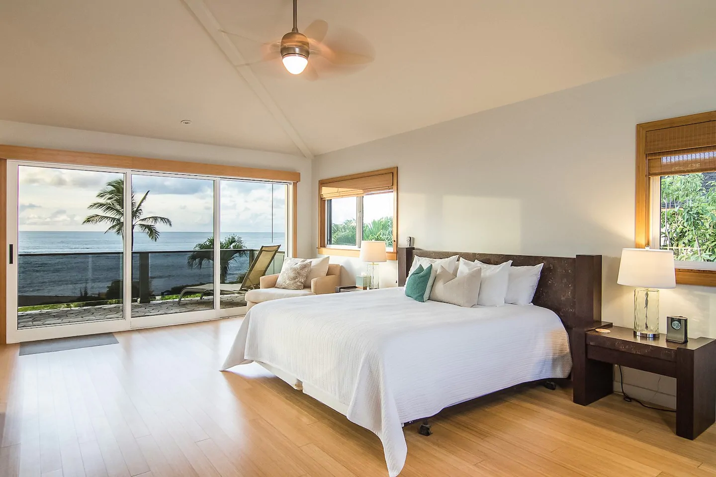 Oahu Airbnb with ocean view from master bedroom