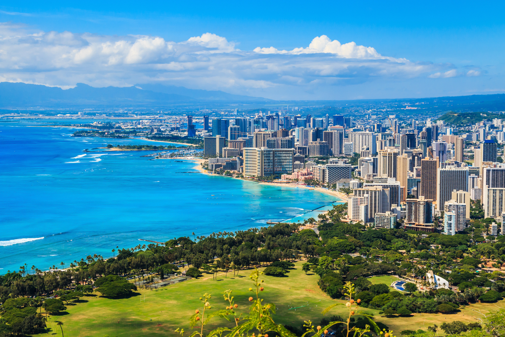 Oahu shoreline in Honolulu