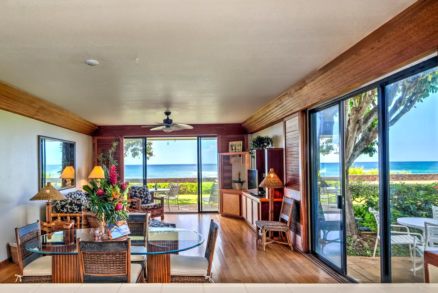 Airbnbs in Kauai with ocean view
