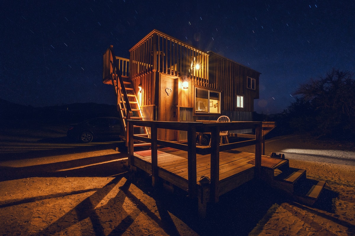 Tiny house in desert