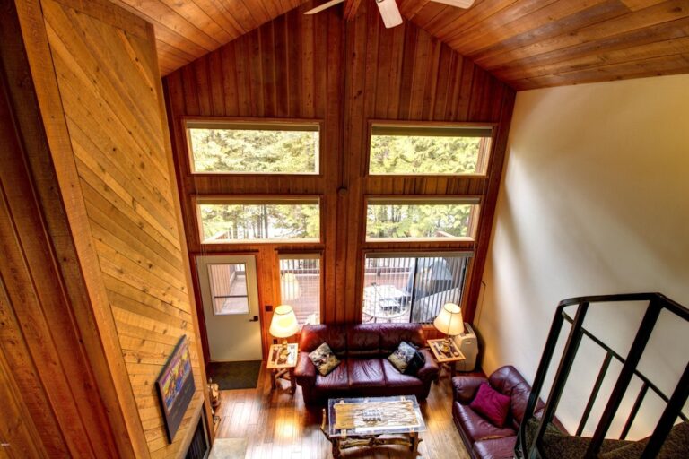 15 Best Airbnbs In Montana [Cabins, VRBOs and more!) Follow Me Away