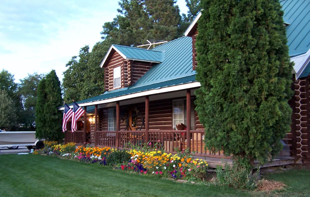 a photo of a log cabin on the farm one of the best utah cabins