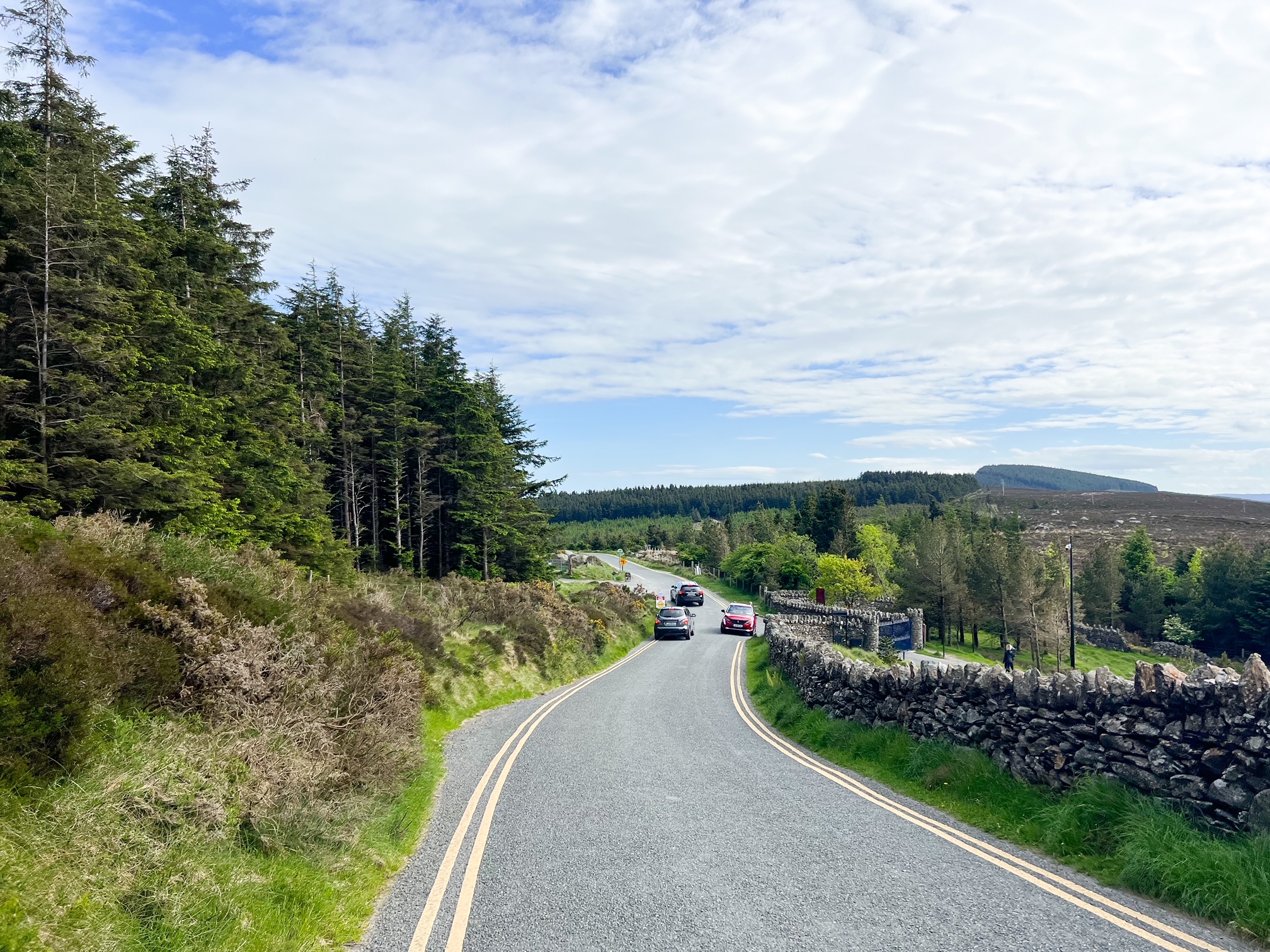 cars jammed on a road in wicklow ireland 