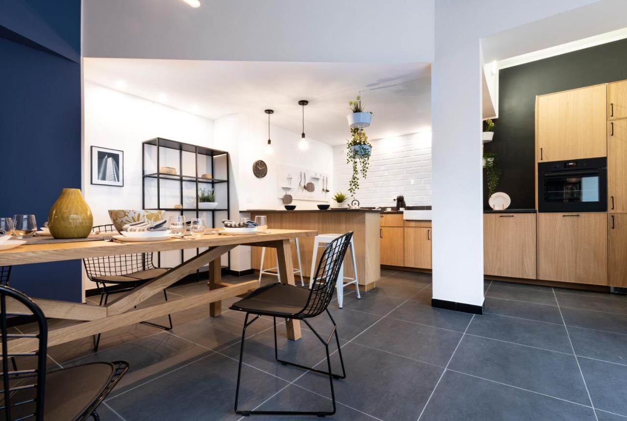 Kitchen and dining area in the modern Bike Garage.