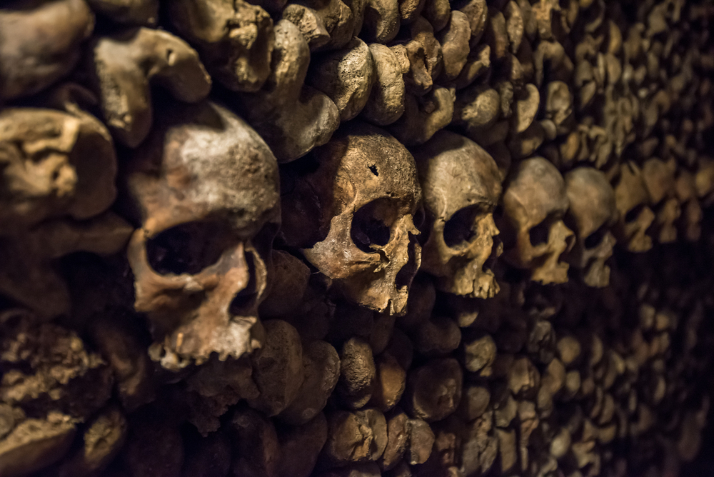 Wall of skulls in the Paris Catacombs.