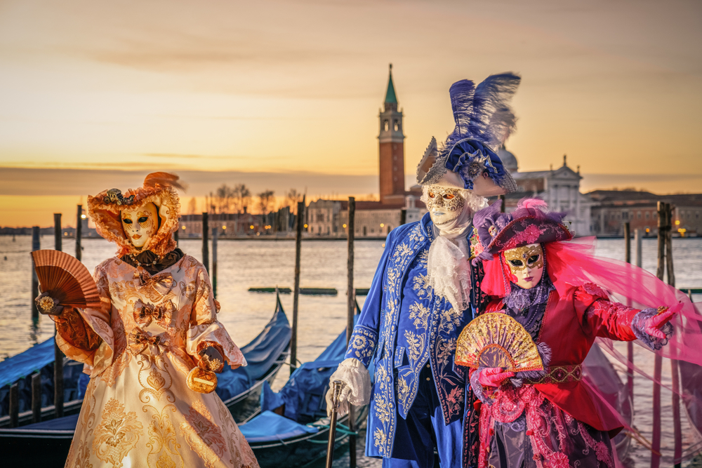 Famous carnival in Venice, Italy in an article about the best time to visit Italy