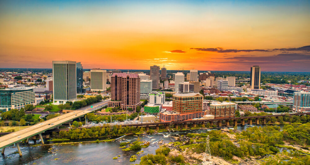 the view of Richmond Virginia at sunset. this is one of the best weekends get aways in Virginia