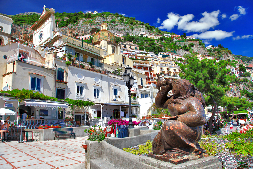 the stunning town of positano Italy