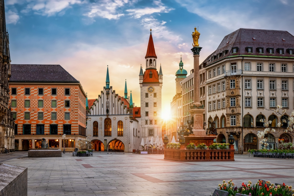 During sunrise or sunset, the glow of the sun peas through historic buildings in Europe, with tall towering domes, golden statues, and more: you can see this too if you know which things to buy from Amazon for Europe.