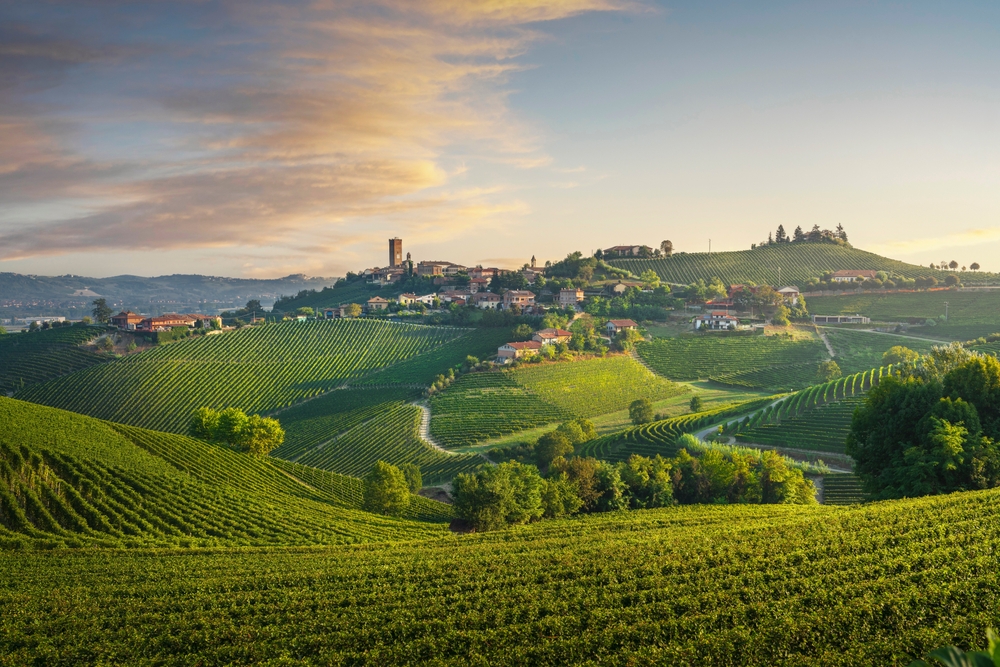 The rolling green hills of Northern Italy show the more rural side of Italy, and knowing the things to buy from Amazon for Italy helps prep for the different locations! 