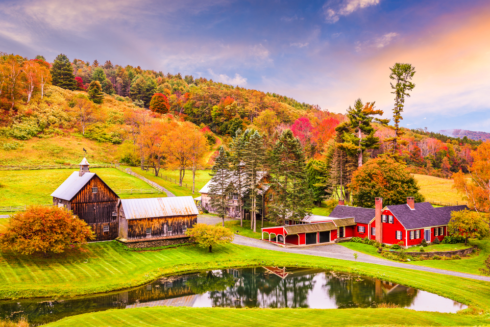 Vermont, USA early autumn rural scene. The article is about fall foliage weekend getaways.